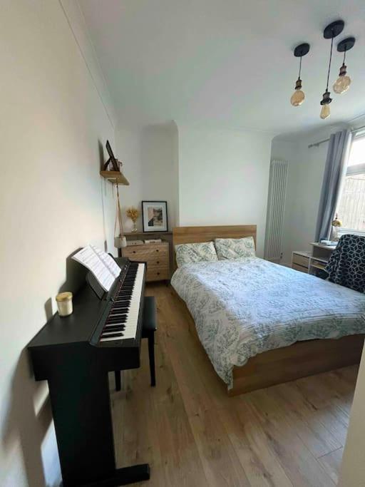 Apartamento Cosy Flat In Burgess Hill, Sussex Exterior foto